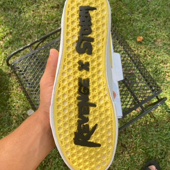 Revenge storms Austrian exclusive - Picture 8 of 8